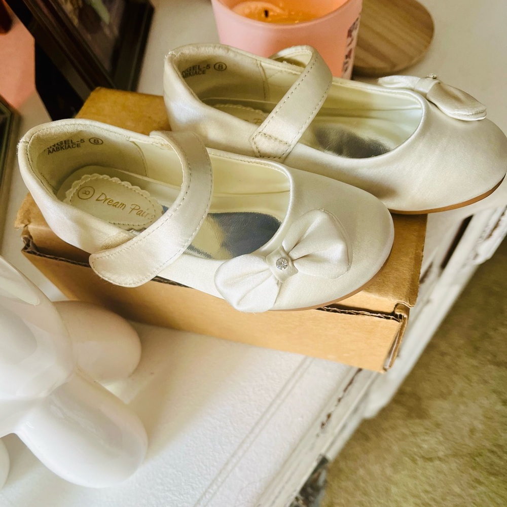 Ivory/satin toddler flower girl shoes
